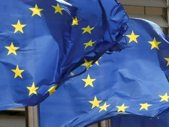 Avrupa Komisyonu, Polonya’yı bir kez daha şikayet etti