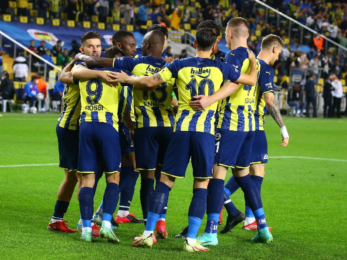 Fenerbahçe Giresunspor özet izle! Fenerbahçe evinde geçit vermedi (MAÇ ÖZETİ)