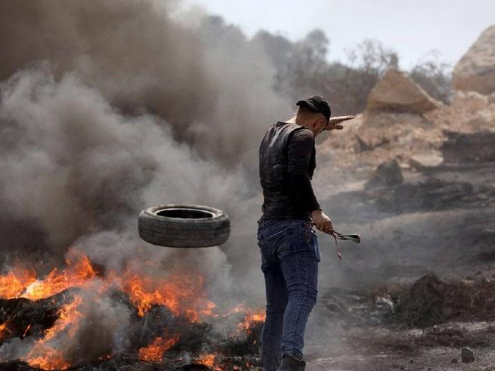 İsrail'den Filistinlilere sert müdahale: 1 ölü, 90 yaralı