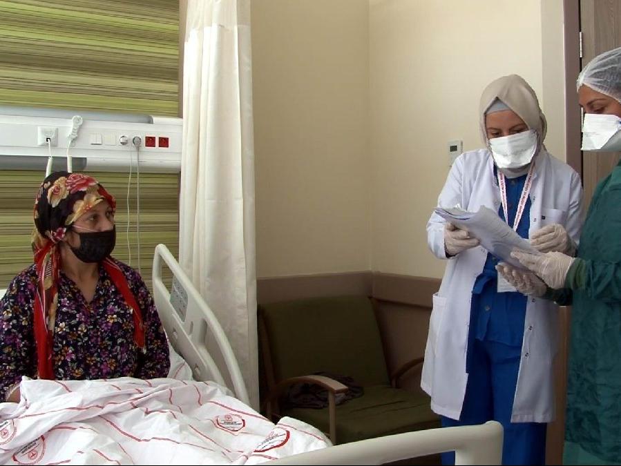 Prof. Dr. Dursun: "Kliniklerimiz gebe hastalarla doldu"