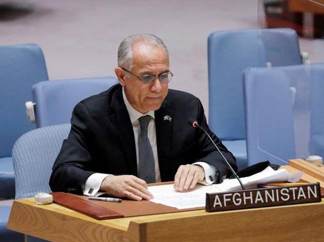 Afganistan'ın BM Büyükelçisi, konuşmacılar listesinden ayrıldı