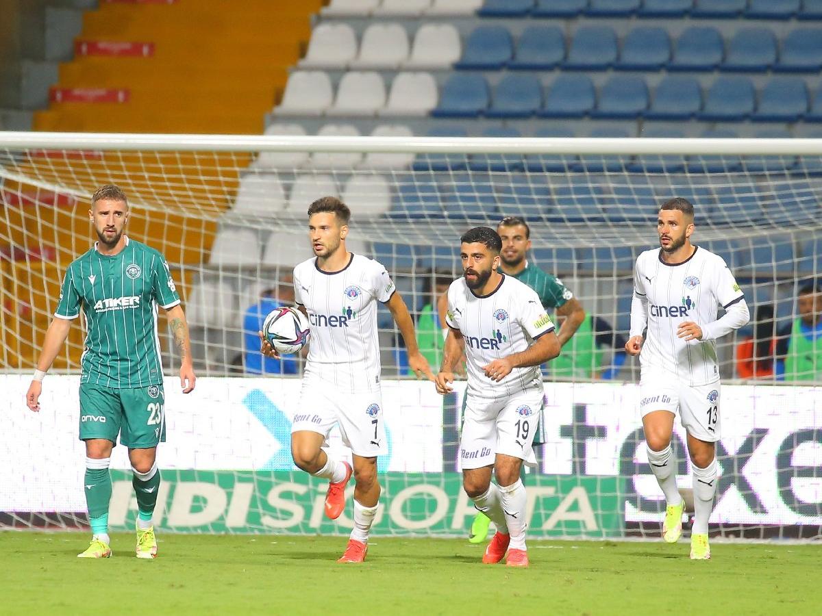Kasımpaşa-Konyaspor maçında gol düellosu: 2-2