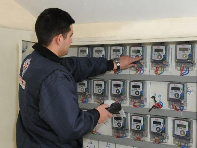 CHP'li Yılmazkaya: 3 milyon 667 bin abonenin elektriği borcundan dolayı kesildi