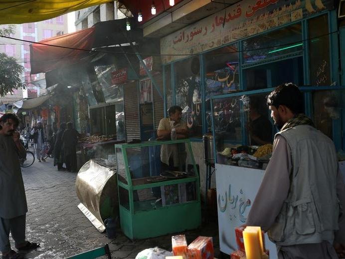 Afganistan'da ekonomi çökmek üzere