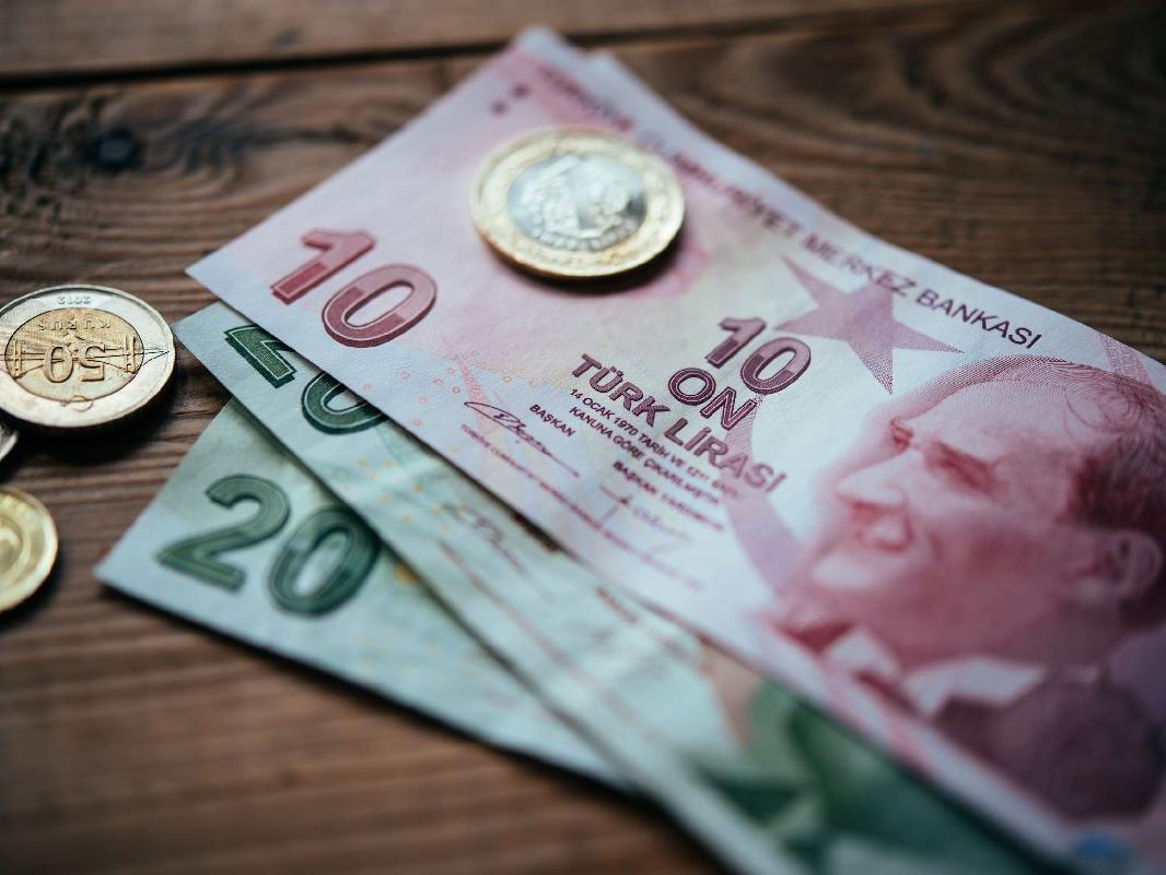 Şahap Kavcıoğlu imzalı yeni banknotlar tedavüle girdi