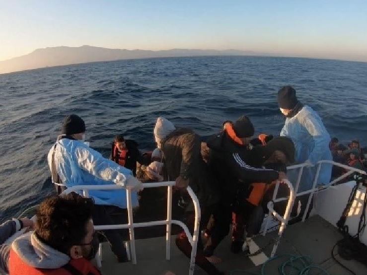 Yunanistan: Kontrolsüz göçmen akınına izin vermeyeceğiz