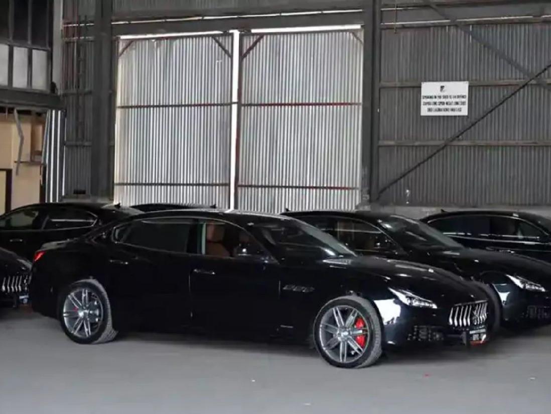 Zirve için almışlardı... Papua Yeni Gine'daki 40 araçlık Maserati filosu bu kez zararına satışta
