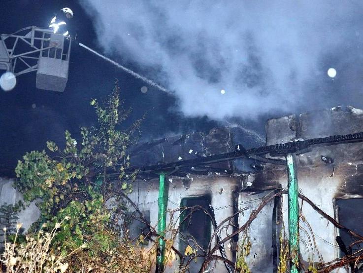 Mahalleli tedirgin: 20 günde 6 ev yandı