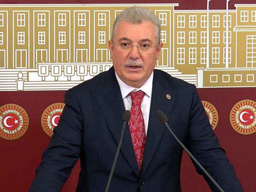 AKP'li Akbaşoğlu: Yeni sisteme göre herkes 2 kez cumhurbaşkanı adayı olabilir