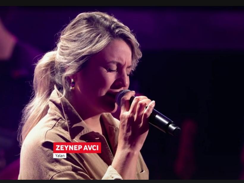 Türk kızı Almanları ağlattı... Türkçe şarkıyla yıktı geçti