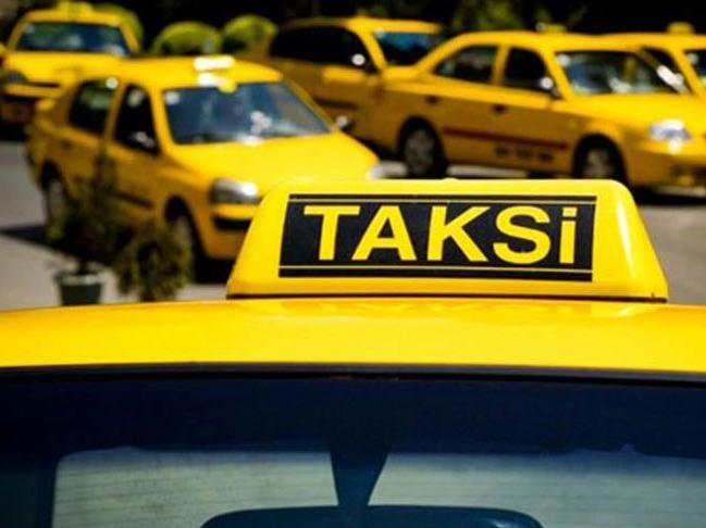 Taksici İstanbul'da kıta değiştirirken vize parası istedi
