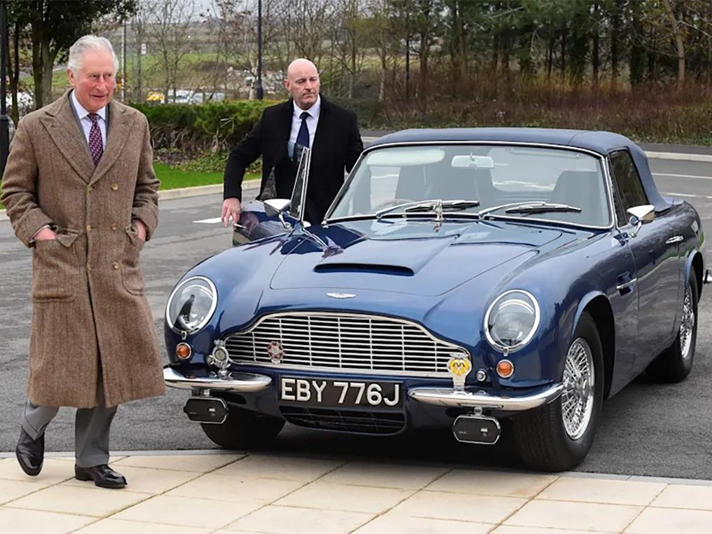 Prens Charles'ın 50 yıllık klasik otomobili şarap ve peynirle çalışıyor