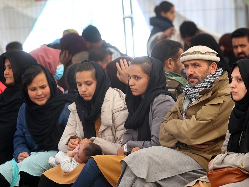 Japonya'dan Afganistan 190 milyon dolarlık insani yardım