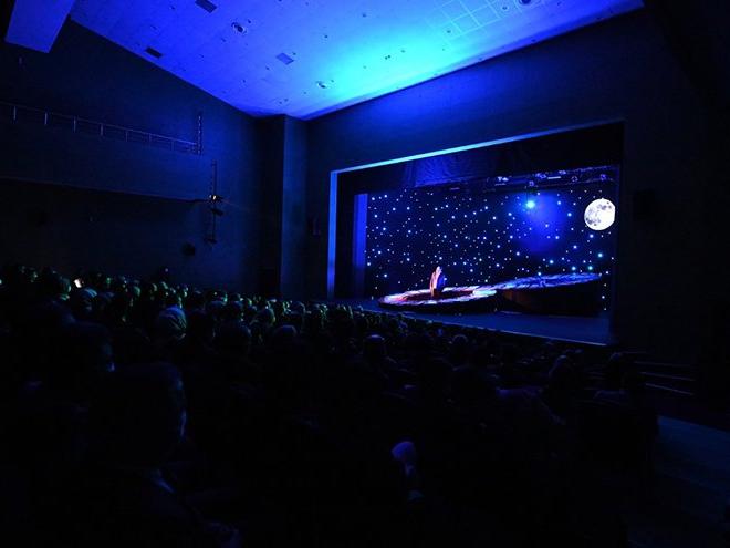 Ankara'nın en büyük tiyatro salonu açıldı