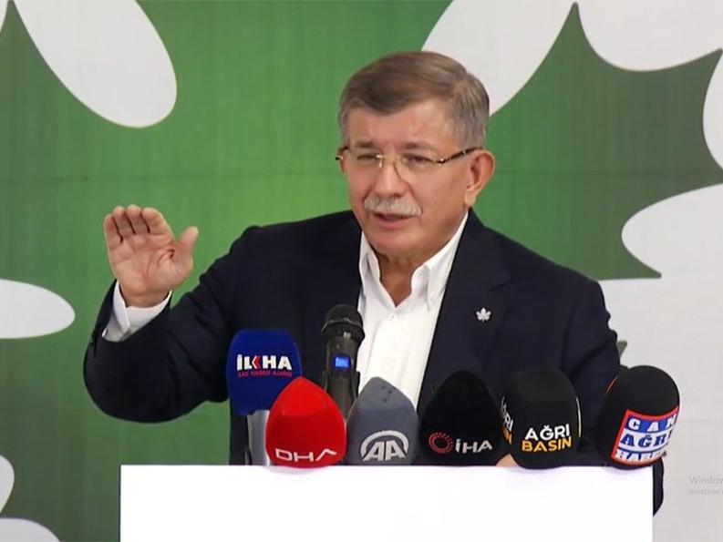 Ahmet Davutoğlu: Bu cehaletle dolar 12-13 lirayı bulabilir!