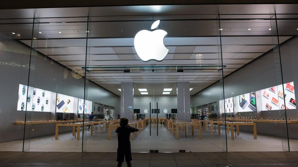 Apple, cinsiyetçiliği ve ırkçılığı ortaya çıkaran çalışanını kovdu