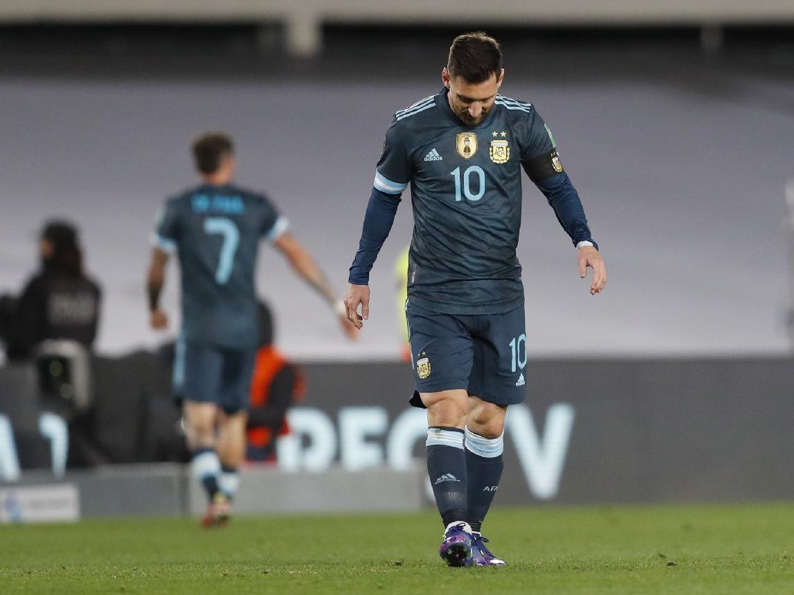 Patrice Evra: 'Ballon d'Or'u Messi'ye vermelerinden bıktım'
