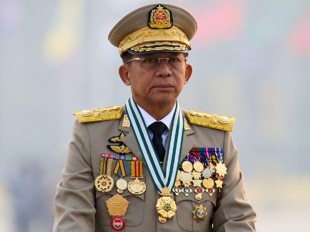 Myanmar'da darbeci General Hlaing ASEAN zirvesine katılamayacak