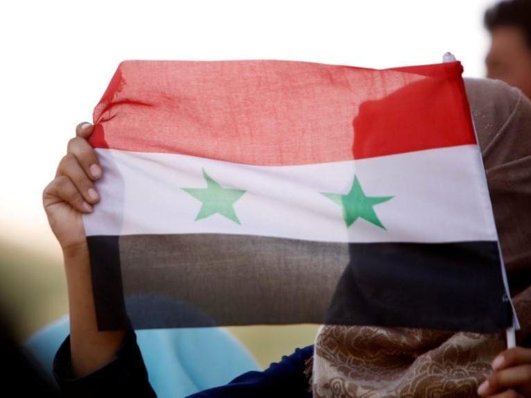 Suriye’de anlaşma sağlandı! Yeni anayasa için taslak süreci başlıyor