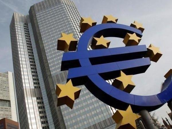 Avrupa Merkez Bankası varlık alımlarını yavaşlatıyor