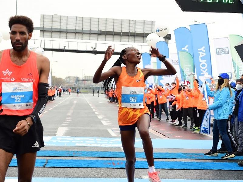 İstanbul Maratonu'nu 'Dünya'nın en hızlı Yarı Maratonu' olarak gösterildi