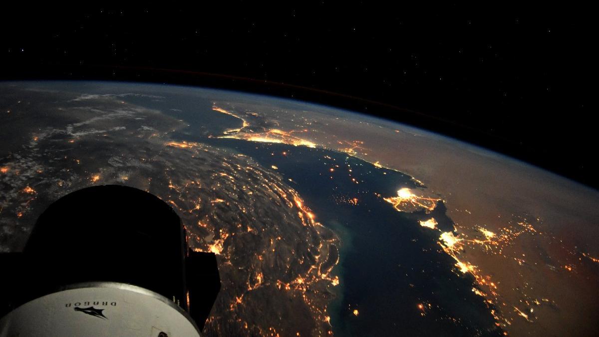 NASA astronotları Dünya'nın, birbirinden etkileyici fotoğraflarını yayınladılar