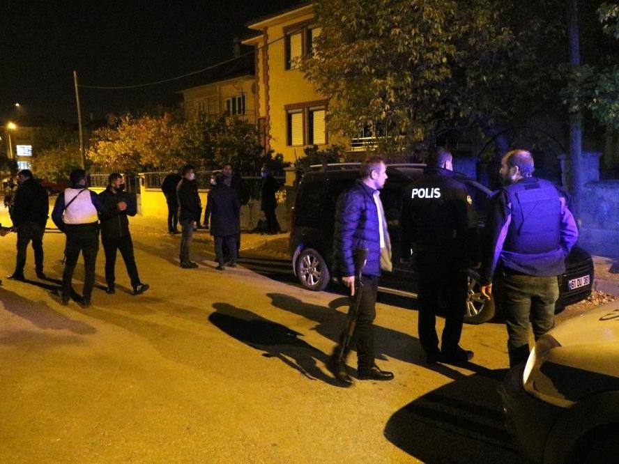 Erzincan'da hareketli gece! Polis ekipleri operasyon düzenledi