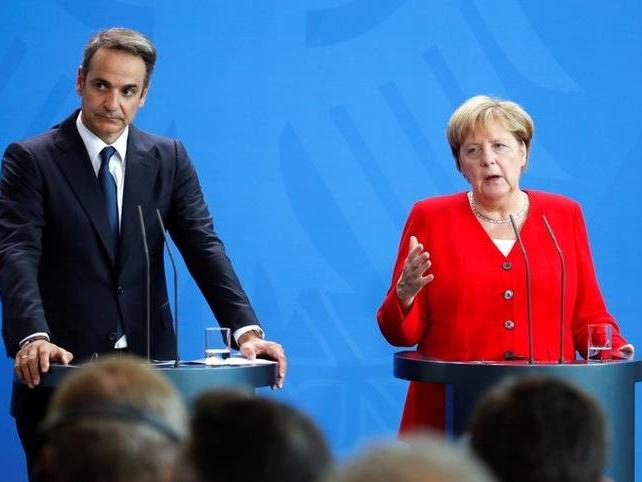 Yunan gazetelerinden Merkel'e: Bize olan borcunuzu unutmadık