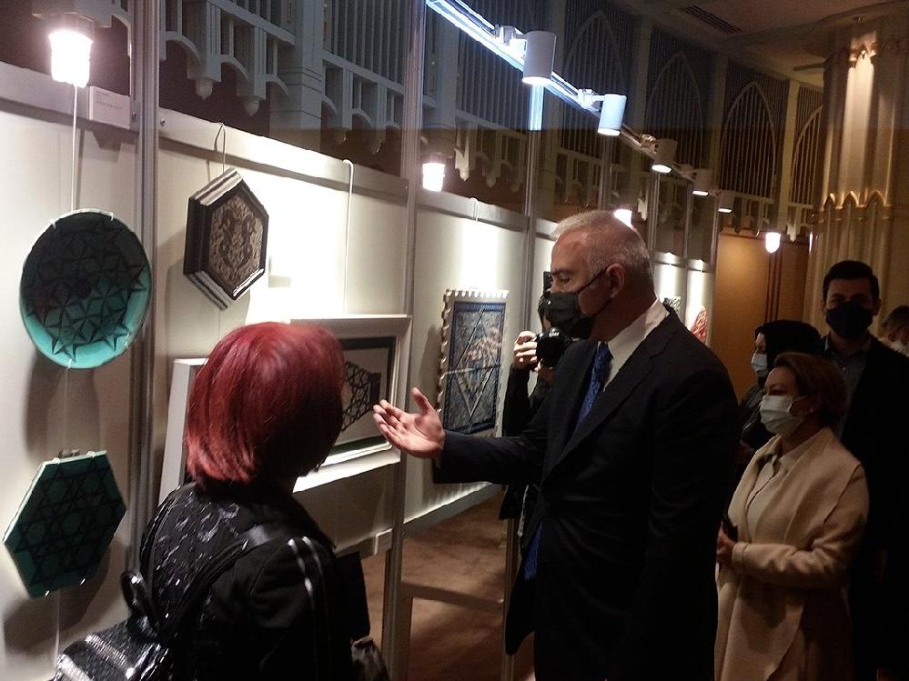Atatürk Kültür Merkezi'nin ilk sergisi Bakan Ersoy’un katılımıyla açıldı