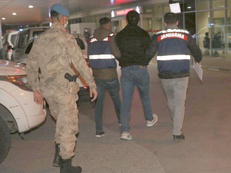 FETÖ firarisi eski polis ve asker İzmir'de yakalandı