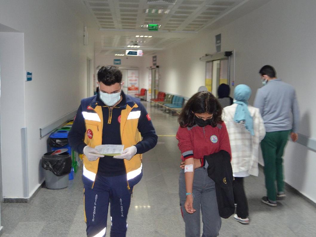 Aksaray'da 5 kişilik aile, kalorifer kazanından sızan gazdan zehirlendi