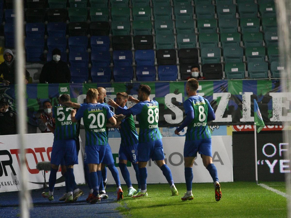Alanyaspor 8 maç sonra kaybetti! Rizespor nefes aldı: 2-0