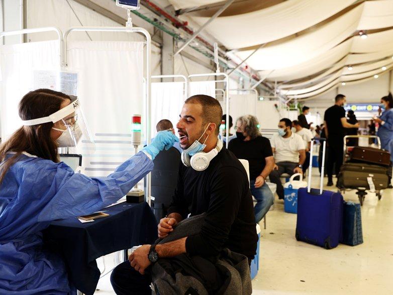 Aşı olan Türkler için seyahat karmaşası: Bazı ülkeler kabul ediyor bazıları etmiyor