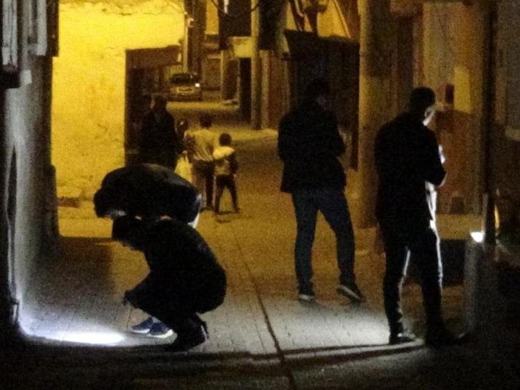 Diyarbakır'da silahlı çatışma: 2 ağır yaralı