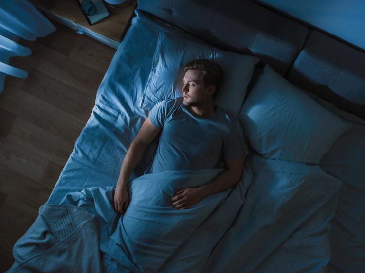 Uyku saati kalp hastalıklarını etkiliyor: En düşük risk 22.00-23.00 arasında
