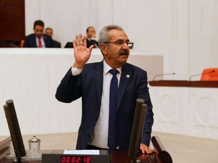 Eski HDP Milletvekili Yıldırım'a terör örgütü üyeliğinden tutuklama