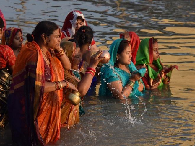 Hindular'ın Güneşe İbadet Festivali