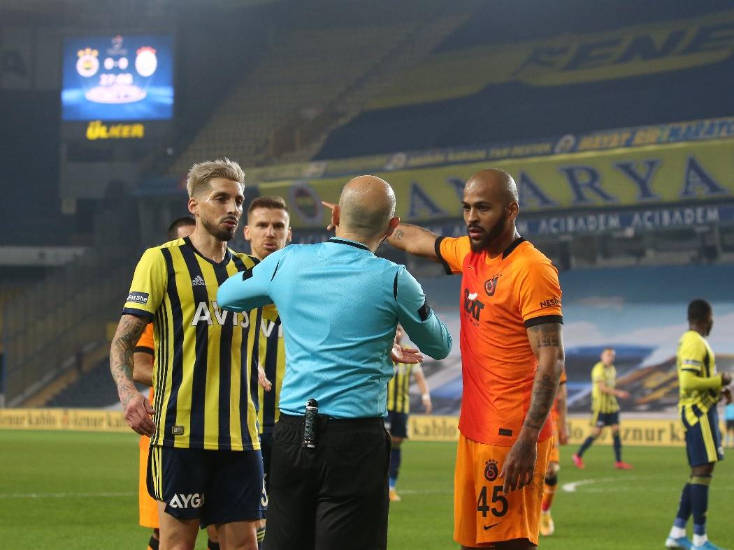 Galatasaray Fenerbahçe derbisinin iddaa oranları belli oldu
