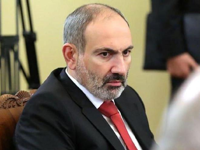Paşinyan Azerbaycan'ı suçladı, savunma bakanını görevden aldı