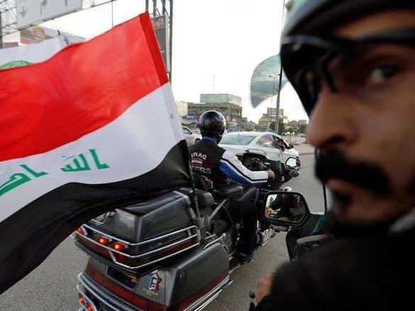 Irak’ta seçimlerin galibi Sadr Grubu silahlı kanadını feshetti