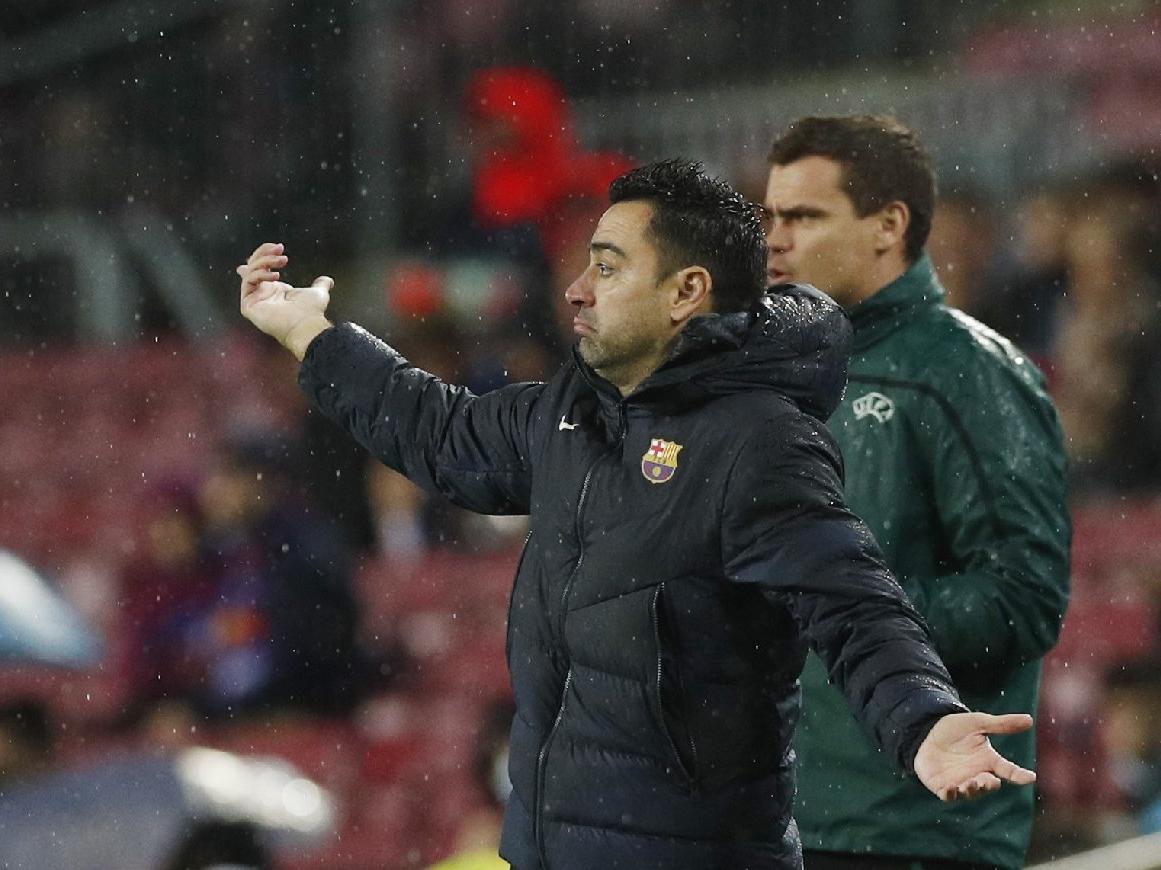 Barcelona-Benfica maçında Xavi'den radikal karar! Kritik maçta...