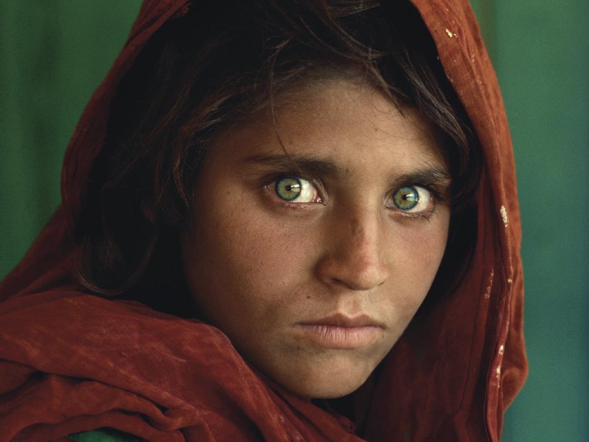 Taliban'dan sonra "Afgan kızı" İtalya'ya tahliye oldu