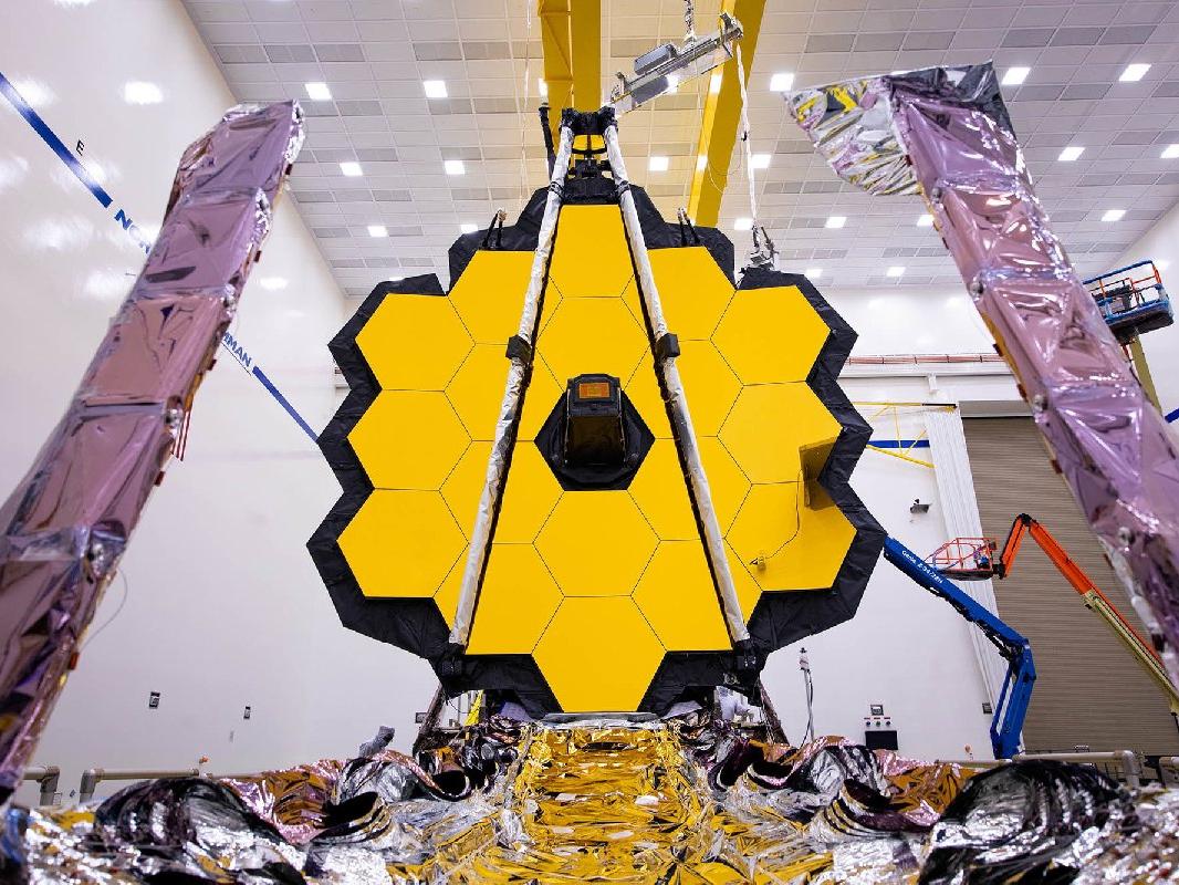 NASA'dan James Webb Uzay Teleskobu için erteleme kararı