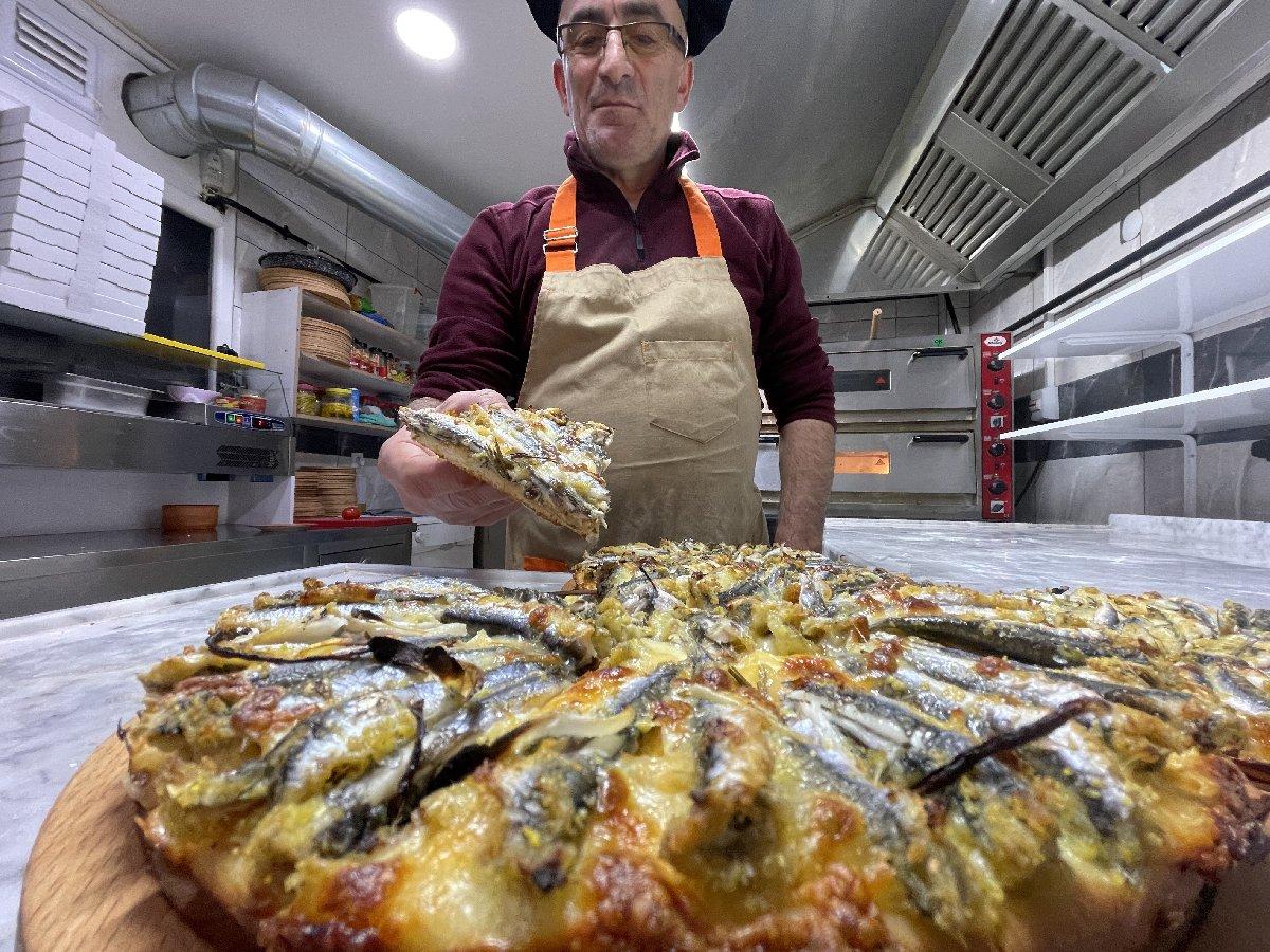 Köftesi, sucuğu, döneri, tatlısından sonra pizzası da yapıldı: Hamsili pizza