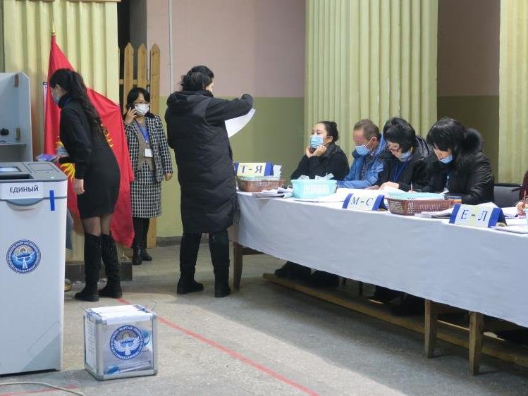 Kırgızistan’da seçim: Katılım oranı yüzde 33’de kaldı