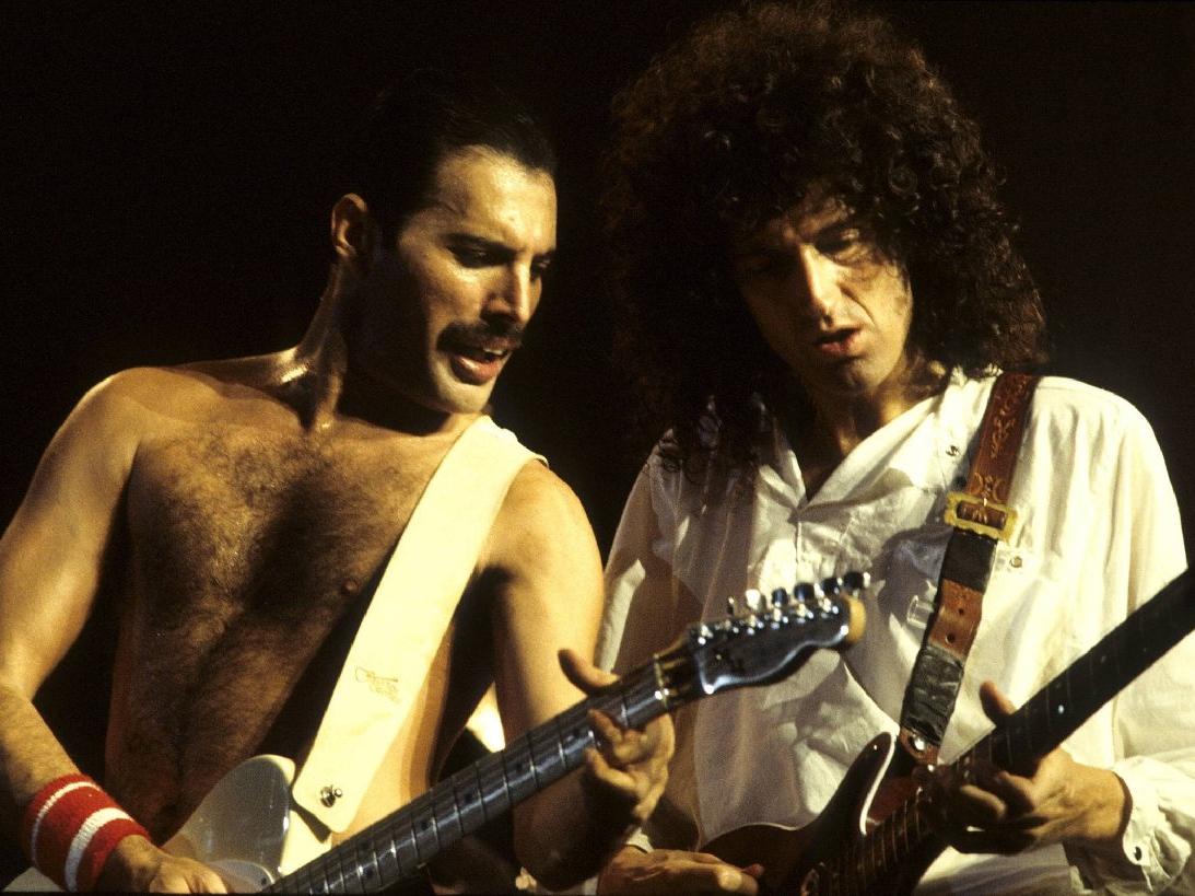 Queen'in Greatest Hits çalışması 70'lerden 90'lara en çok dinlenen albüm oldu