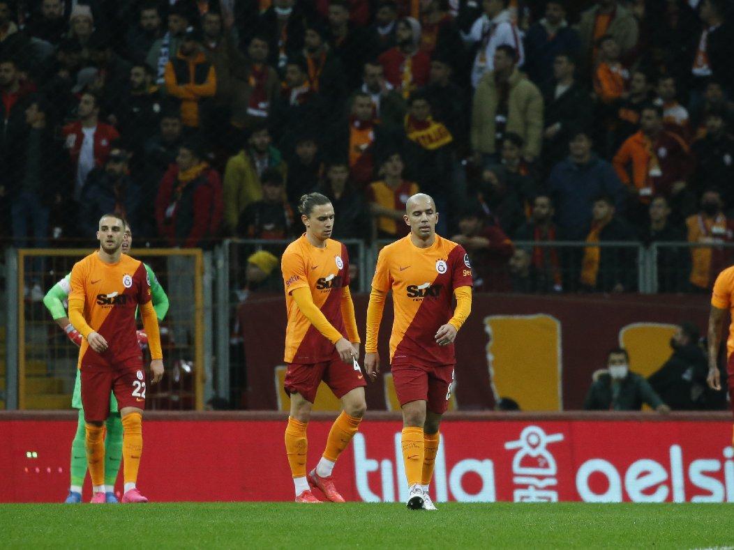 Galatasaray-Altay maçı nefes kesti! Kazanan çıkmadı: 2-2