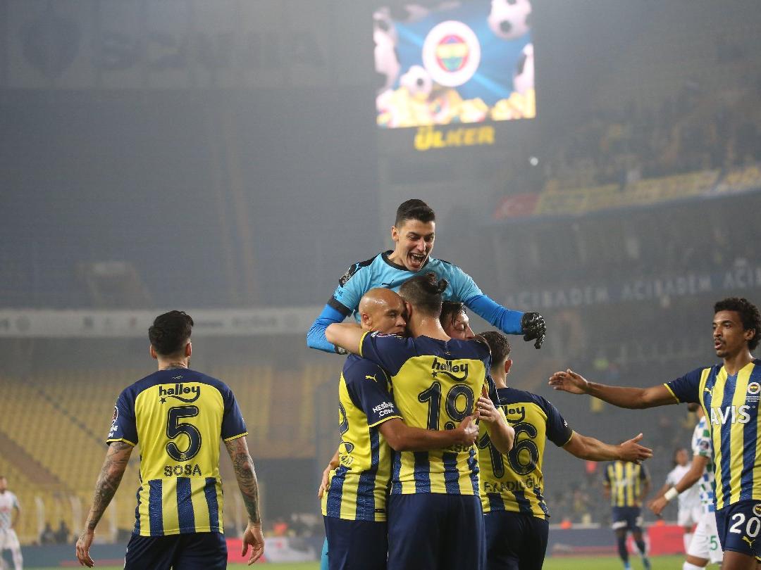 Fenerbahçe, Çaykur Rizespor'u 4 golle yendi, Kadıköy'de umutlandı! En farklı galibiyet...