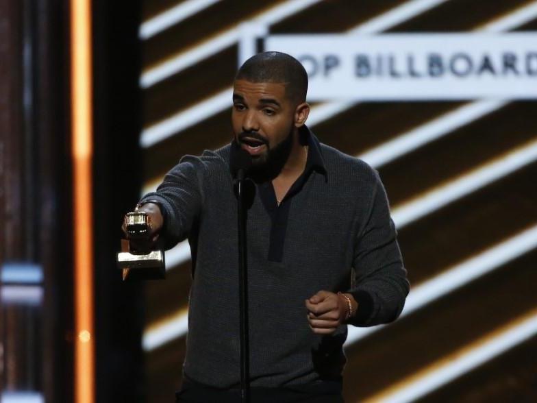 Drake, adaylıklarından çekilerek Grammy'e sert tepki gösterdi