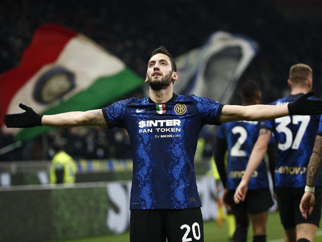 Hakan Çalhanoğlu muhteşem golle süsledi, Inter alev alev yandı...